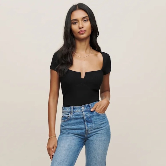 Reformation Tops - Reformation Emely Ribbed Crop Top Notched Black - Size Small